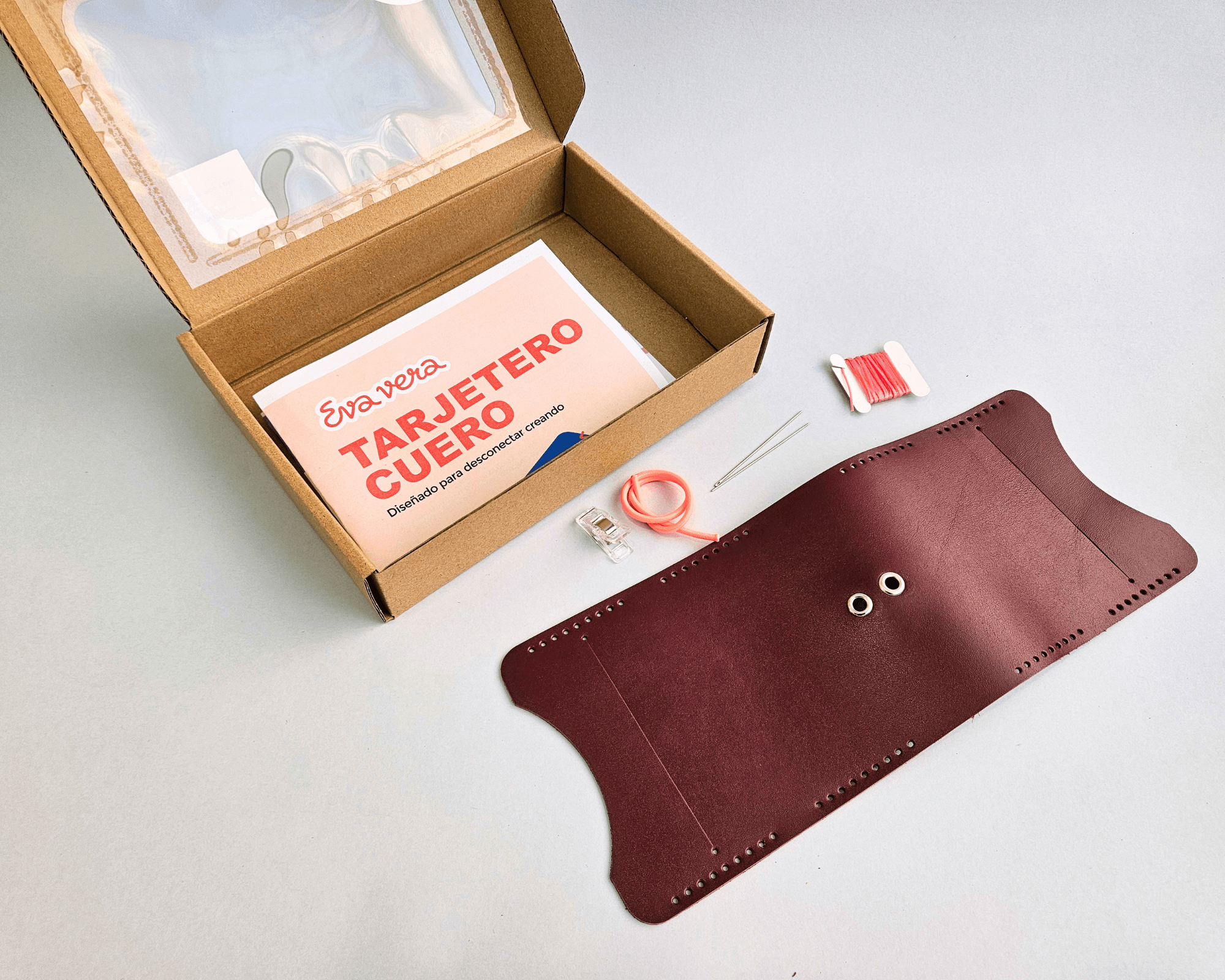 Kit DIY - Tarjetero de cuero - Imagen 2