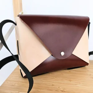 Bolso sobre de cuero - Caoba/Natural