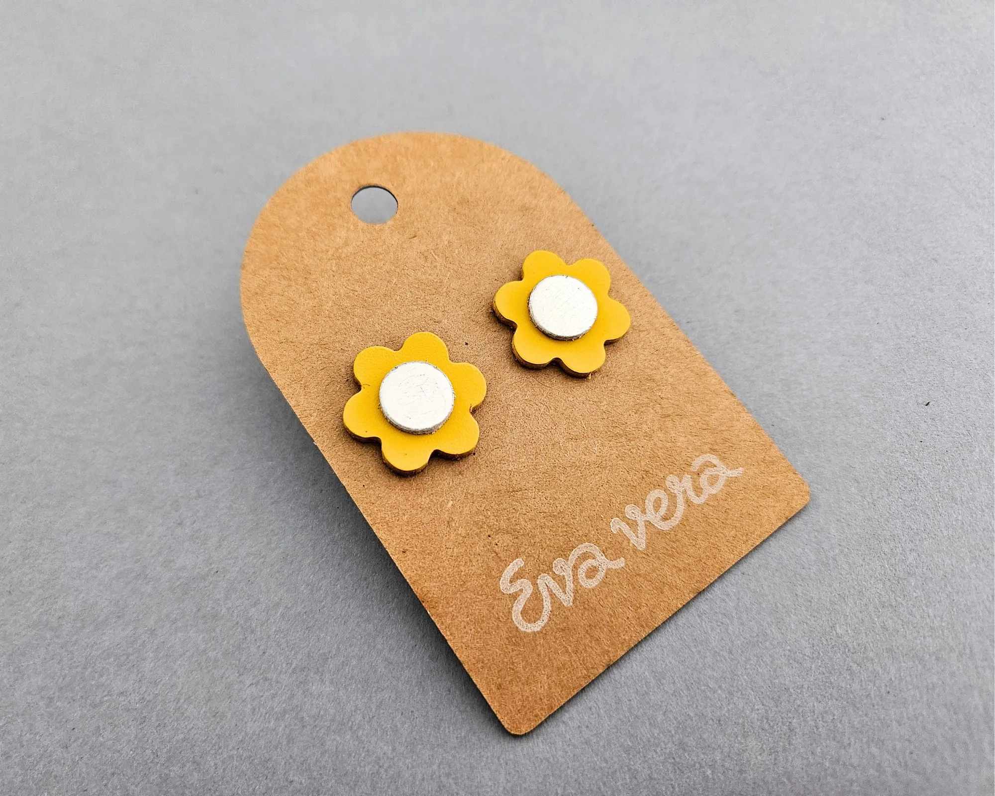 Pendientes cuero | Flor - Imagen 9