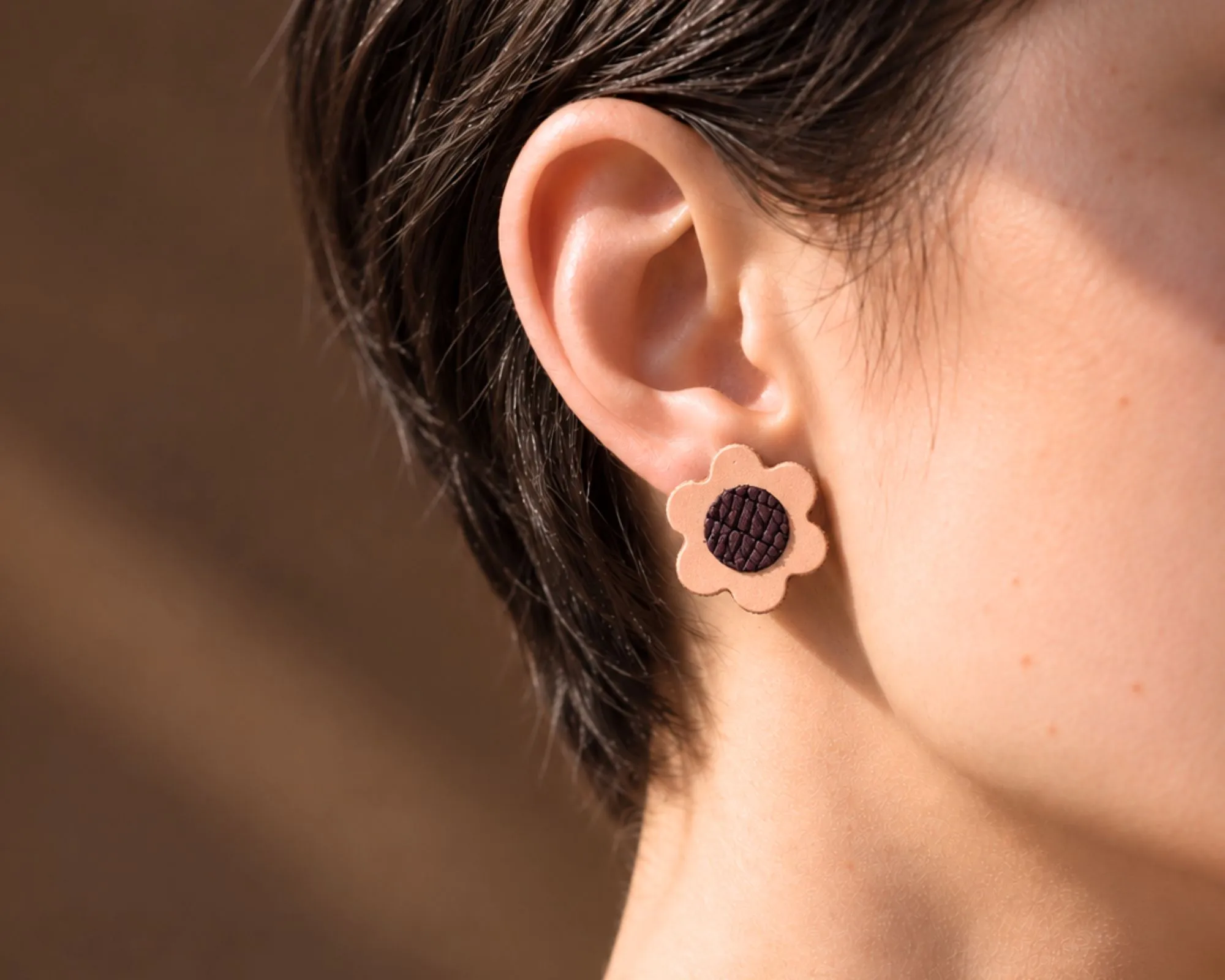 Pendientes cuero | Flor - Imagen 3
